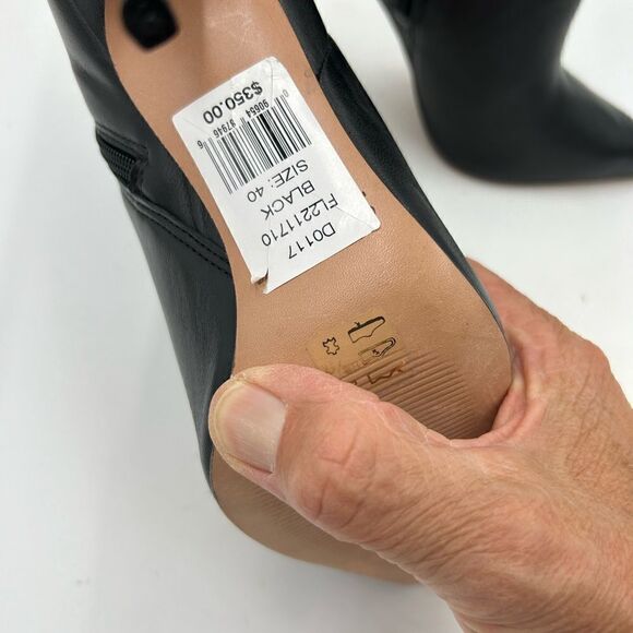 Women’s Saks, Fifth Avenue, leather ankle boots size 40 - Picture 4 of 6